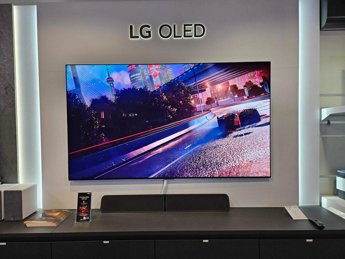 LG OLED77G49LW.AVS !! 77" 4K OLED TV Gallery Design Ausstellungsmodell